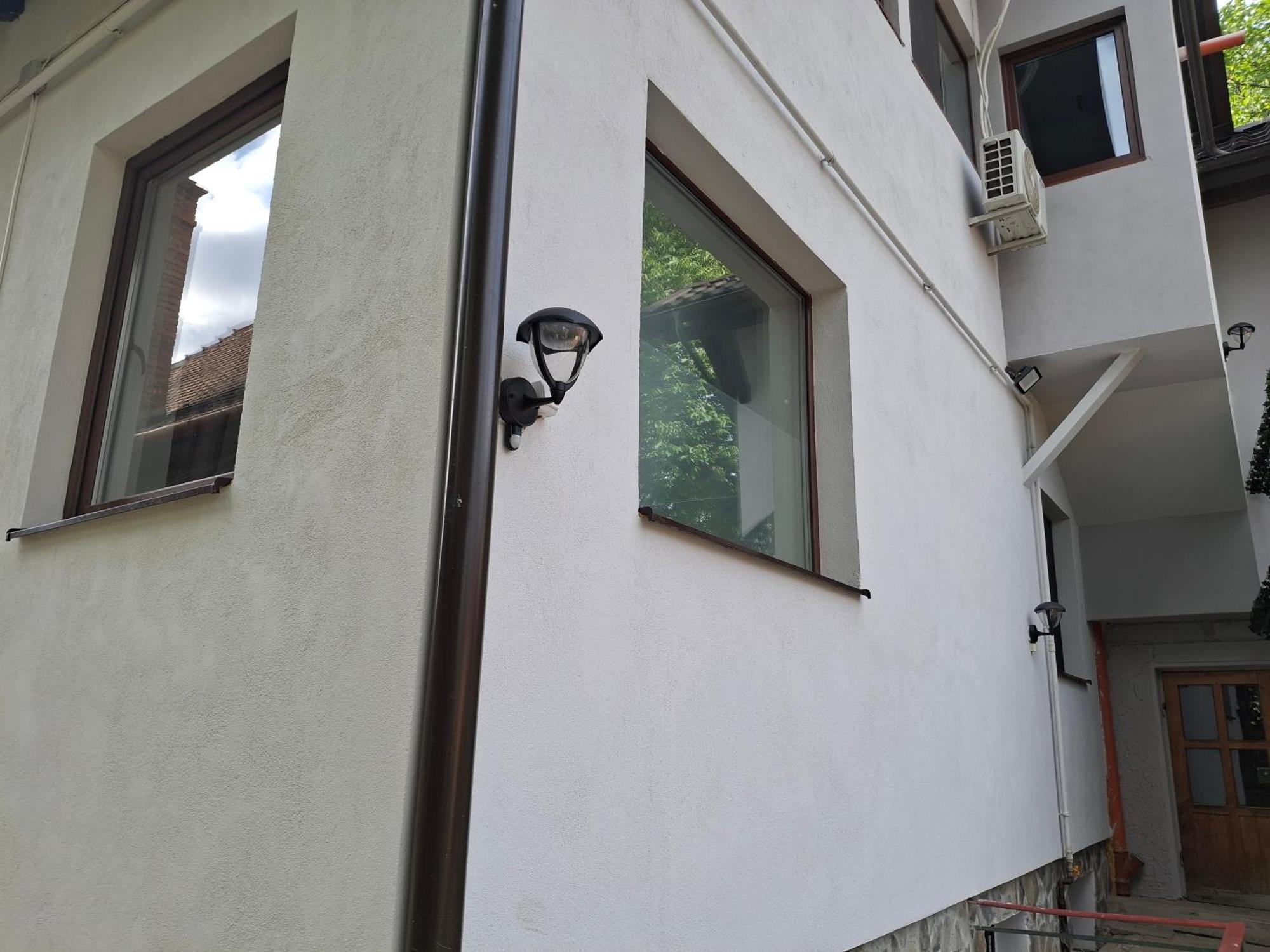 Clar Studio 1 Brasov Luaran gambar